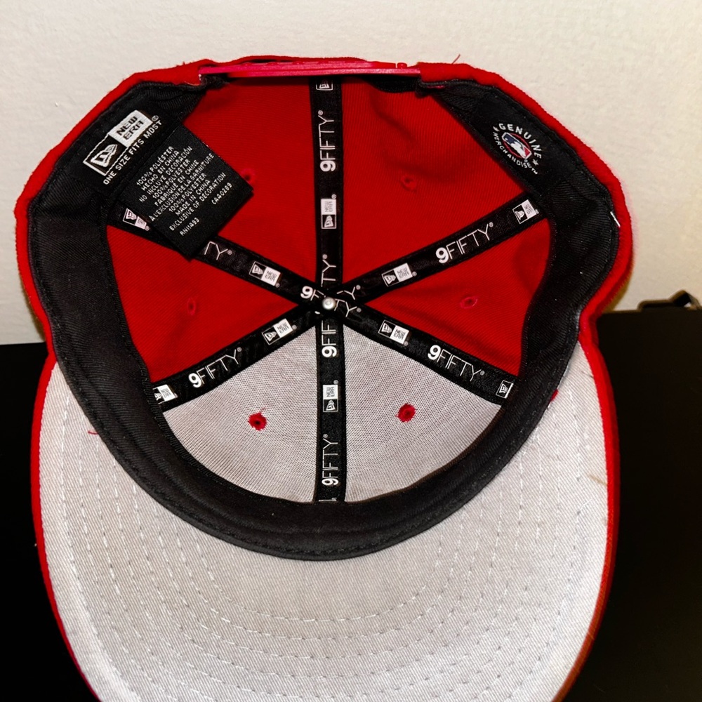 Red MLB New York Yankees Snapback Hat - 9FIFTY Baseball Cap - Picture 6 of 8